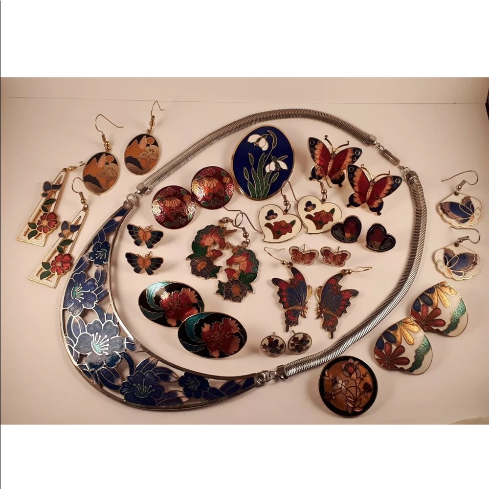 Vintage flower and butterfly jewelry set